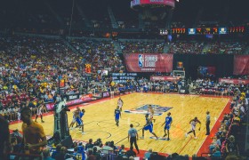 彩客网官网首页_双加时鏖战!公牛险胜雄鹿,德罗赞狂砍42分创赛季新高